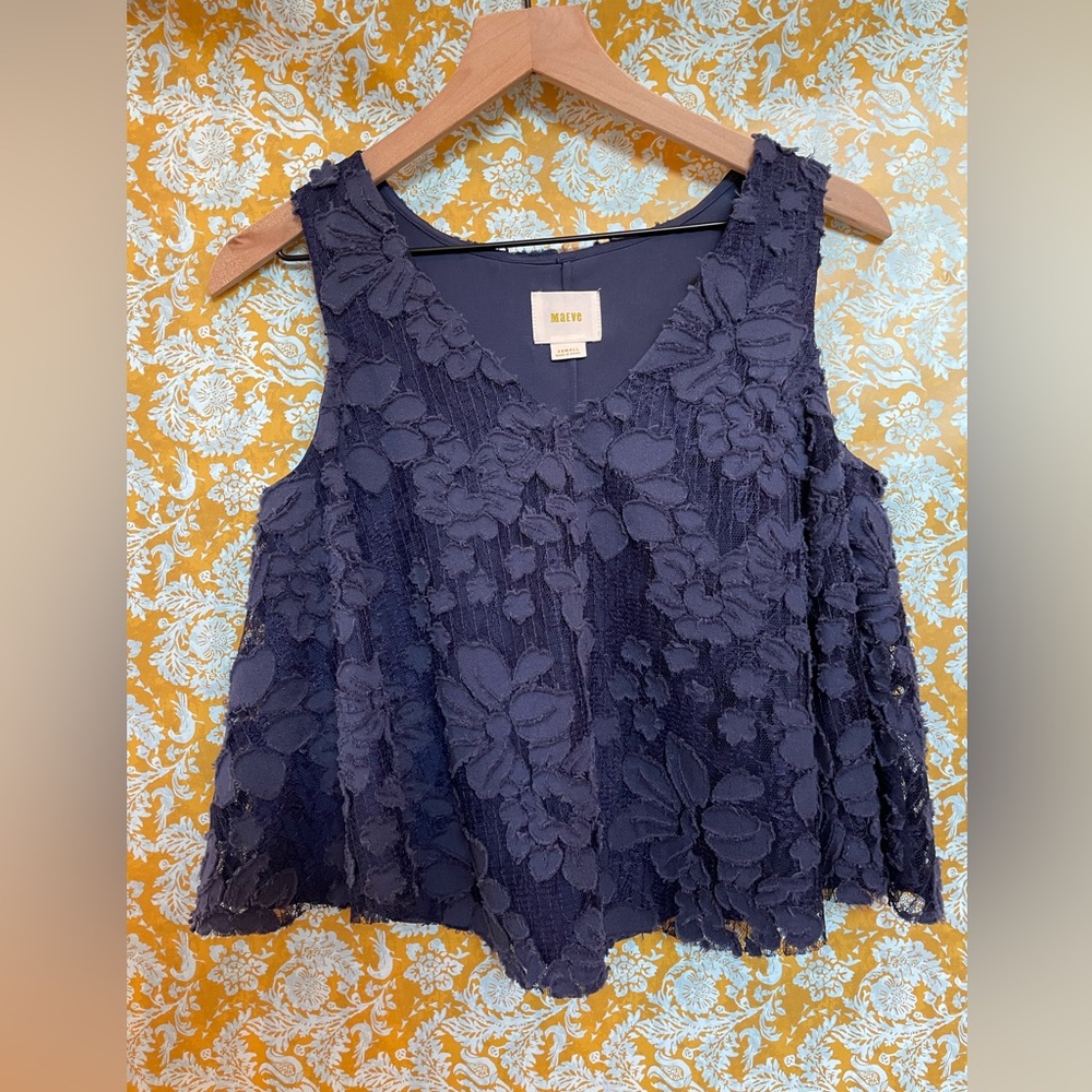 Anthropologie Maeve Blue Kenia Cropped Swing Flower Lace Sleeveless Top
